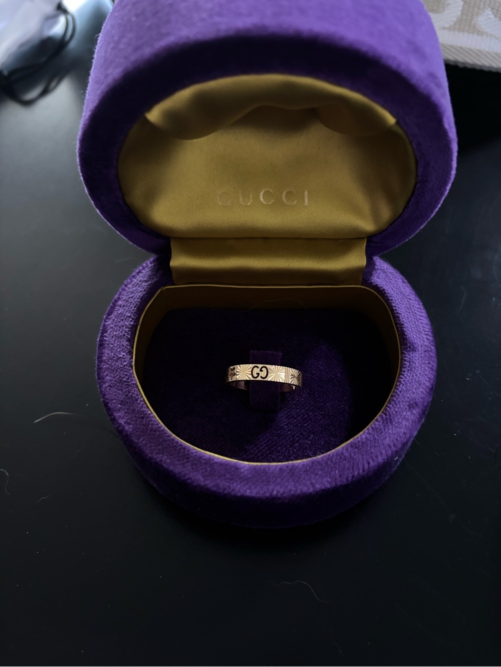 Gucci Gold-tone GG Star Engraved Band Ring with Purple Velvet Case - Picture 1 of 1